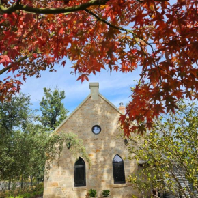 The Old School Romantic Stay Adelaide Hills